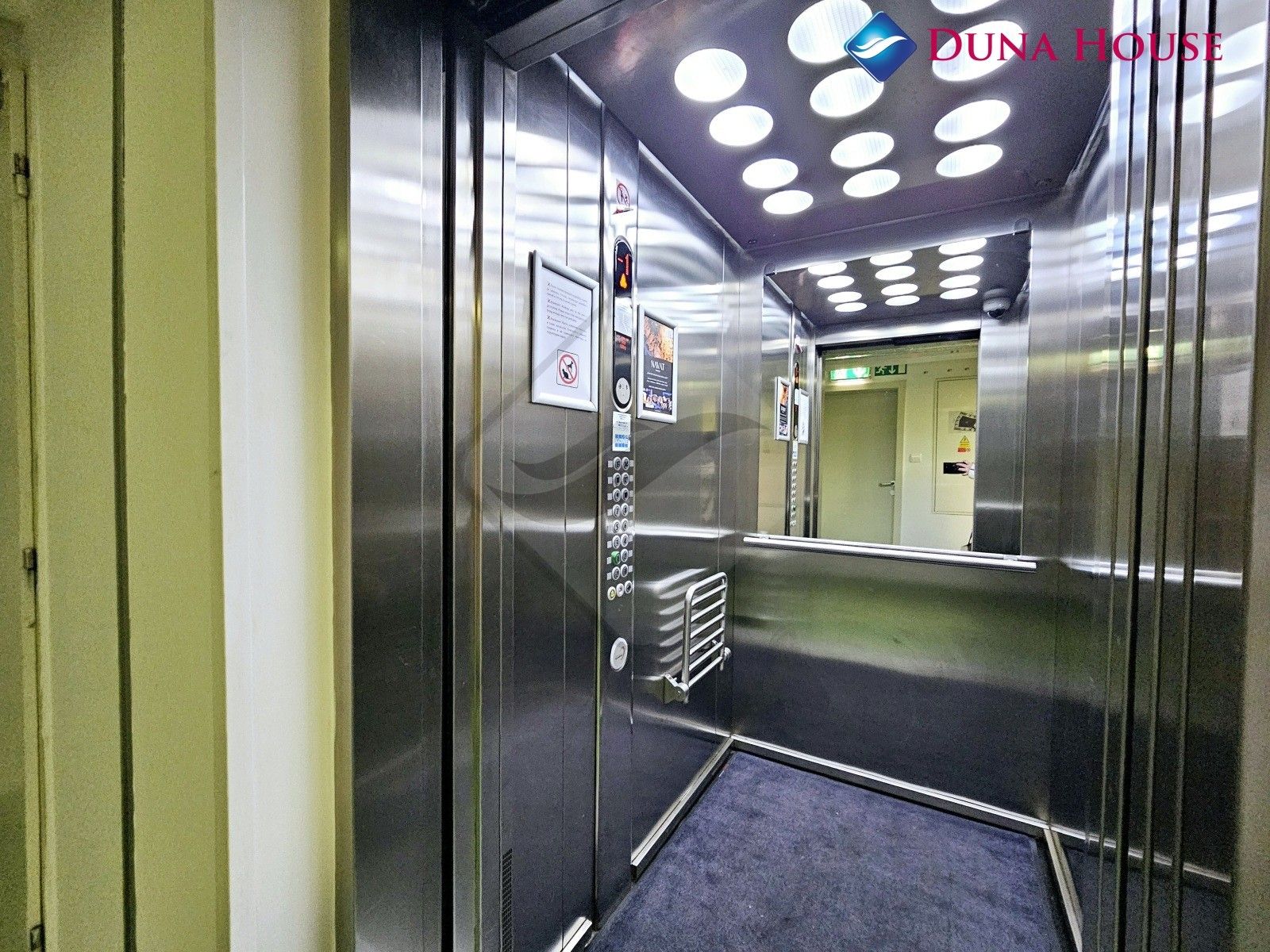 Prodej bytu 1+kk 64 m² - foto 21