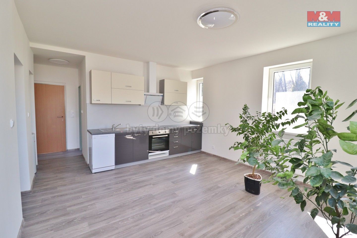 Prodej domu 245 m² - foto 3