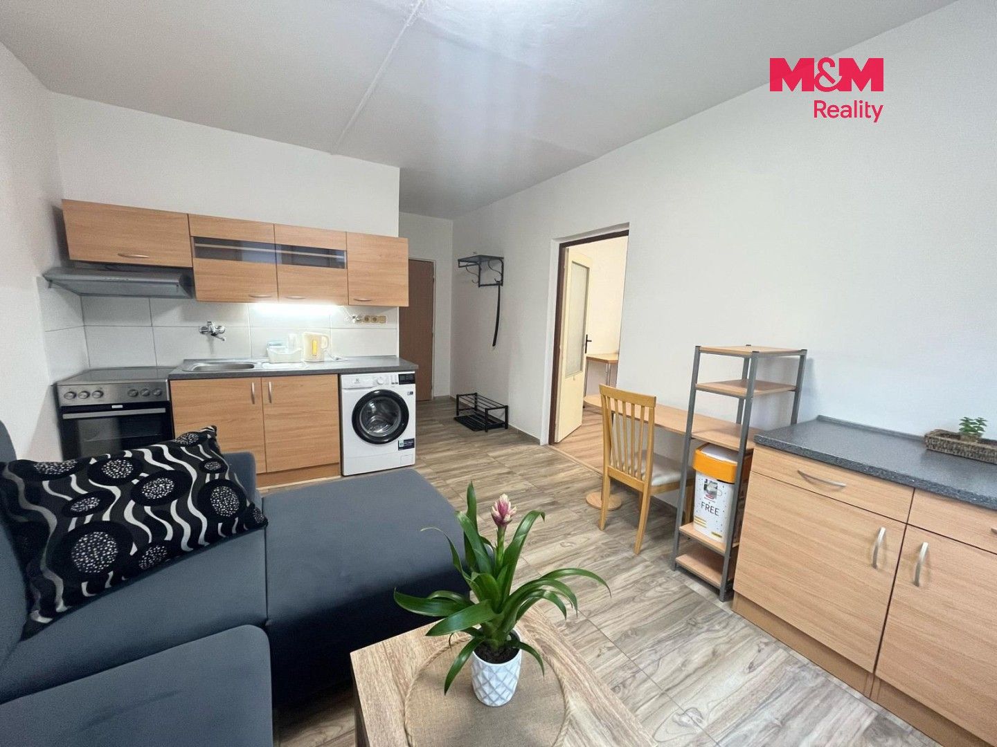 Pronájem bytu 1+1 38 m² - foto 2