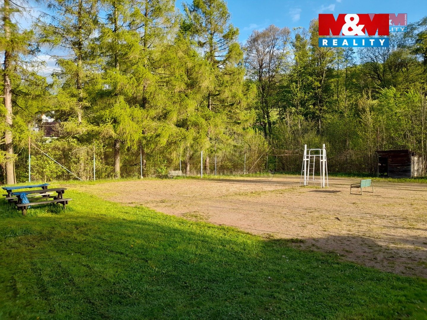Prodej komerčního prostoru 651 m² - foto 2