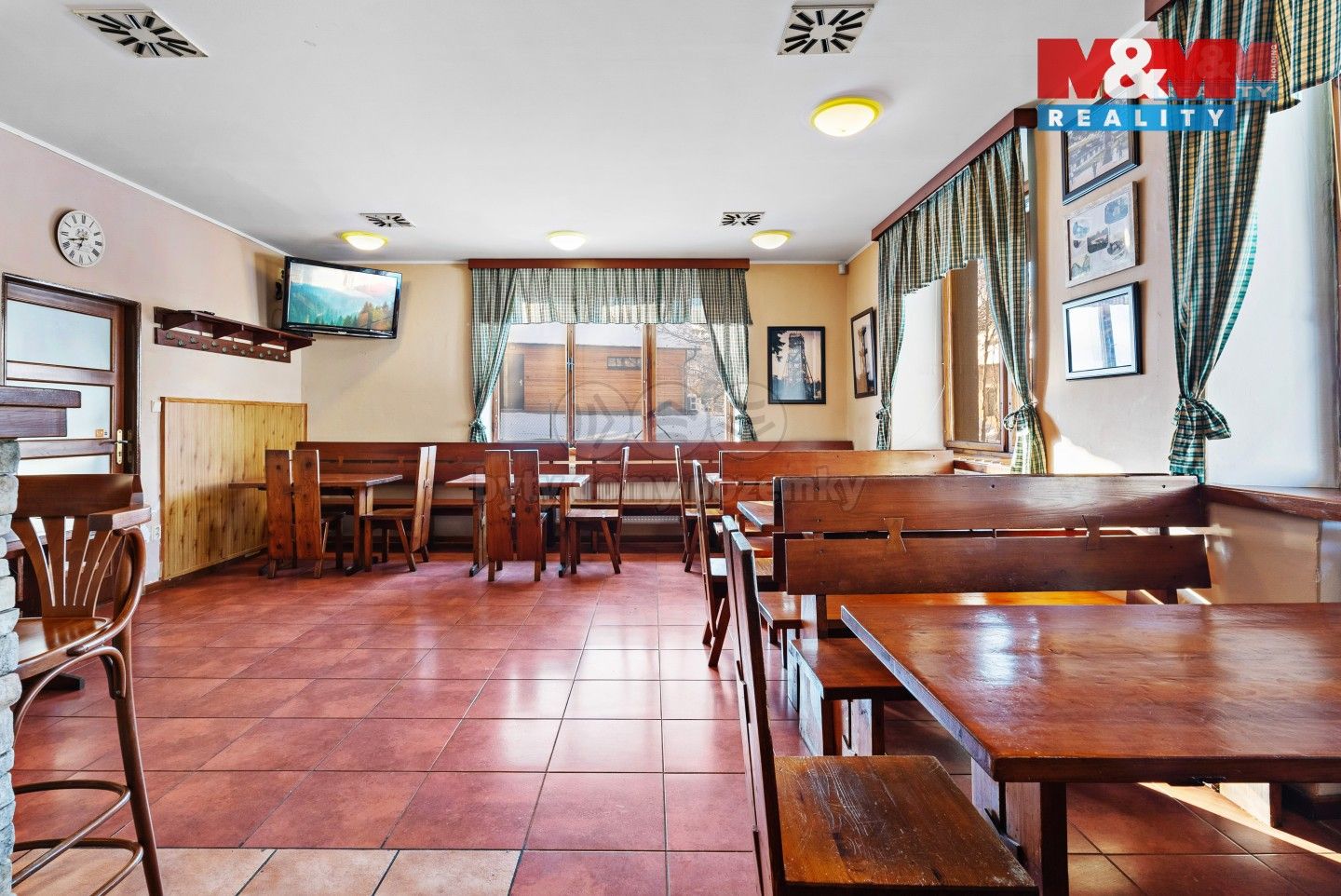 Prodej komerčního prostoru 651 m² - foto 5