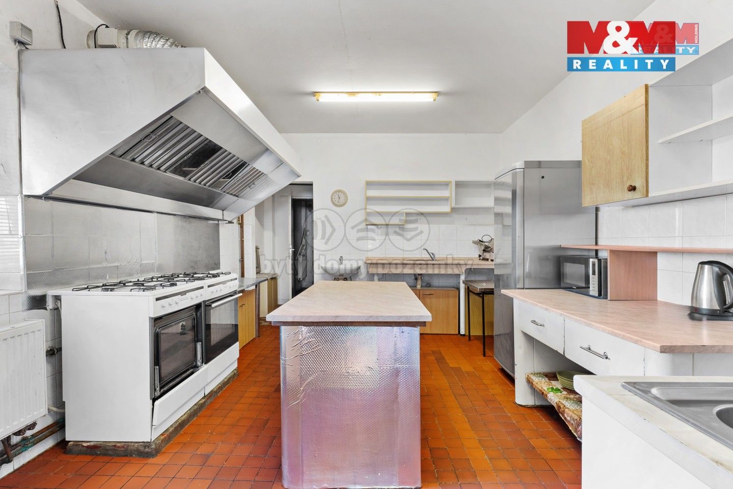 Prodej komerčního prostoru 651 m² - foto 7