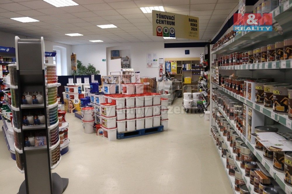 Prodej komerčního prostoru 300 m² - foto 2