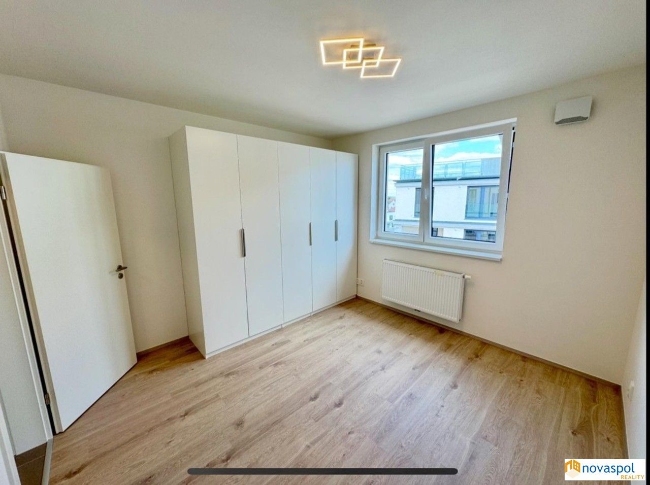 Pronájem bytu 2+kk 61 m² - foto 6