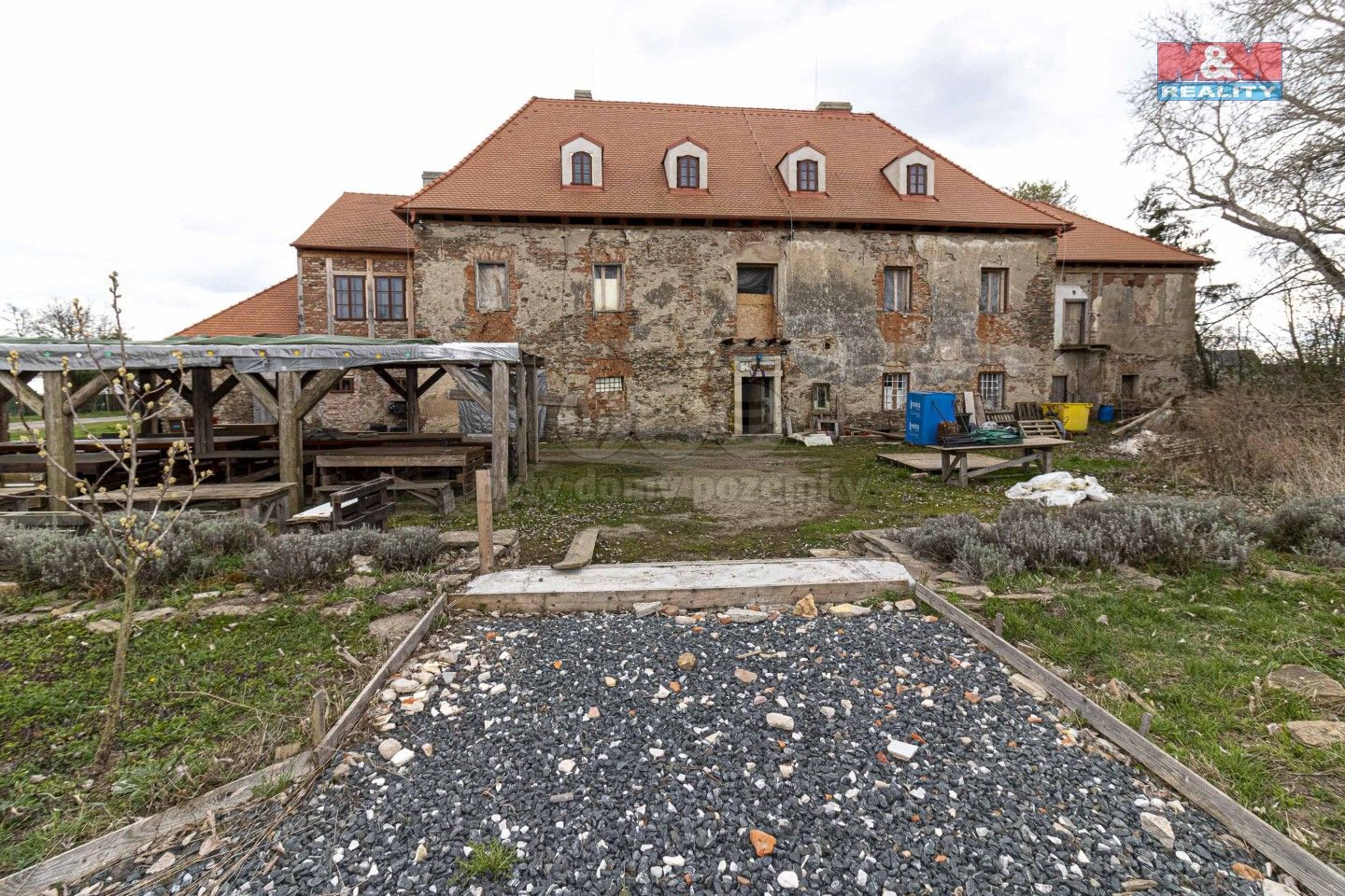 Prodej komerčního prostoru 983 m² - foto 8
