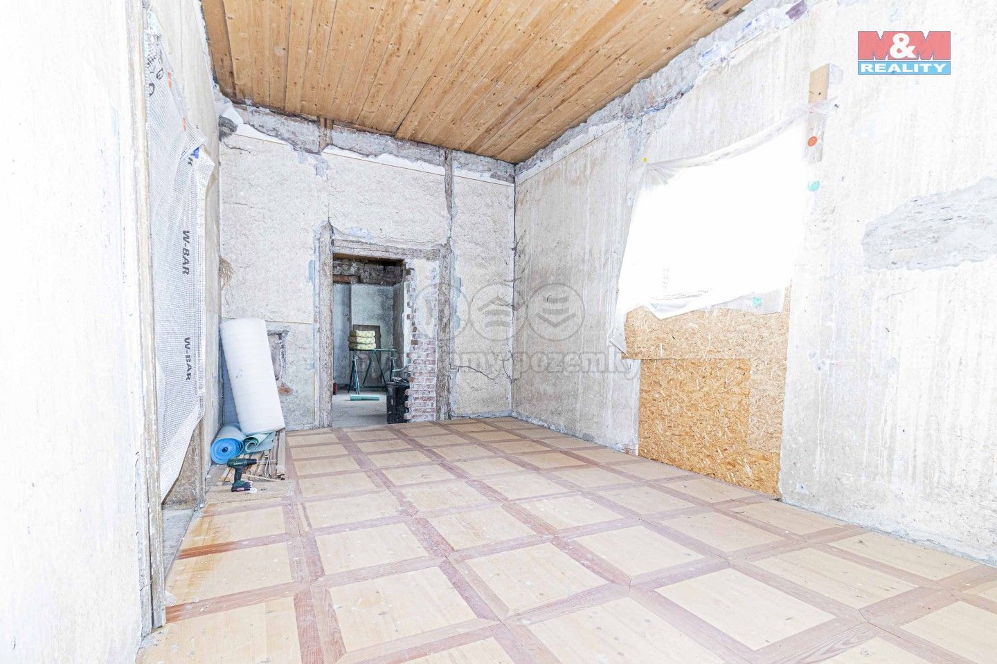 Prodej komerčního prostoru 983 m² - foto 12