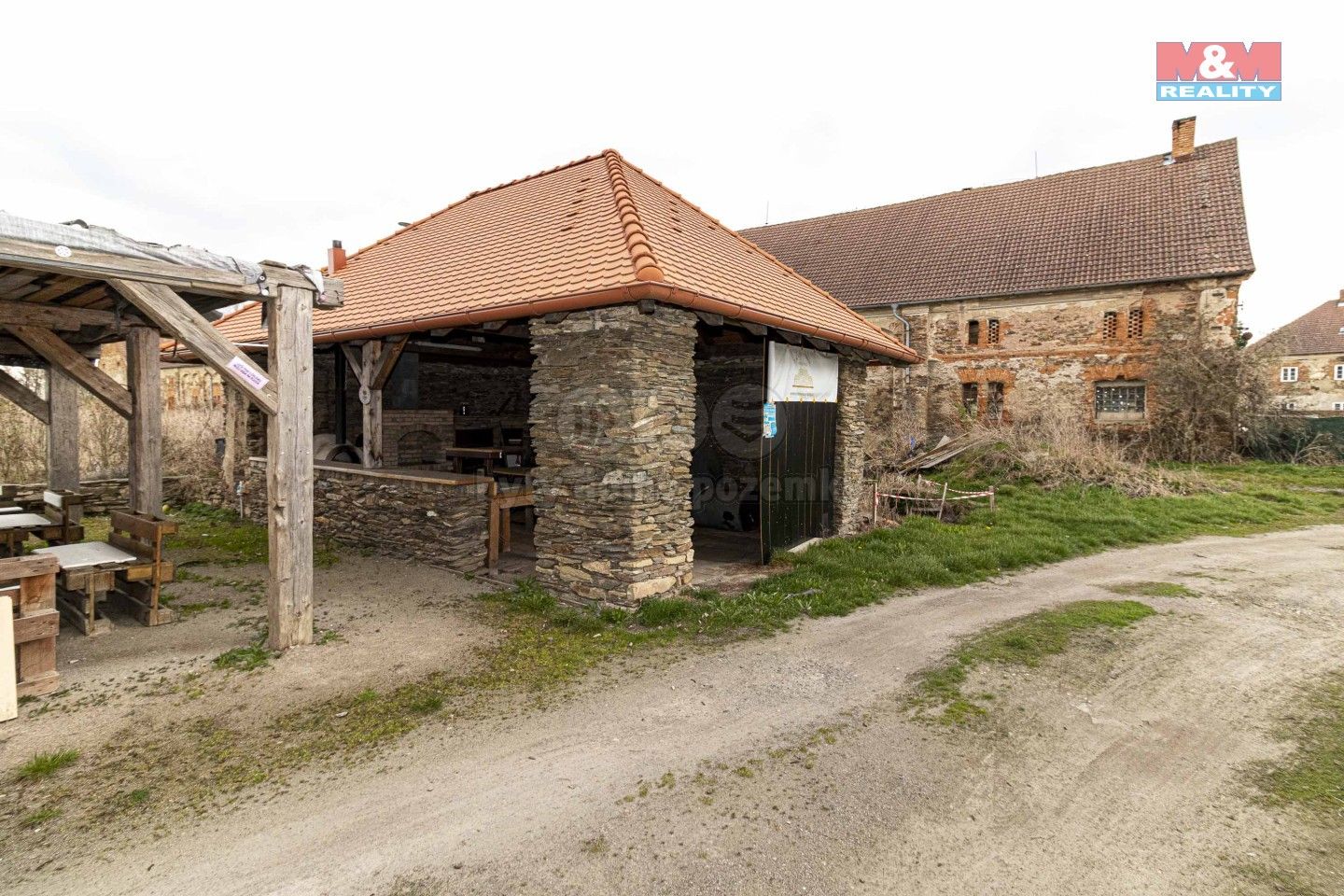Prodej komerčního prostoru 983 m² - foto 19
