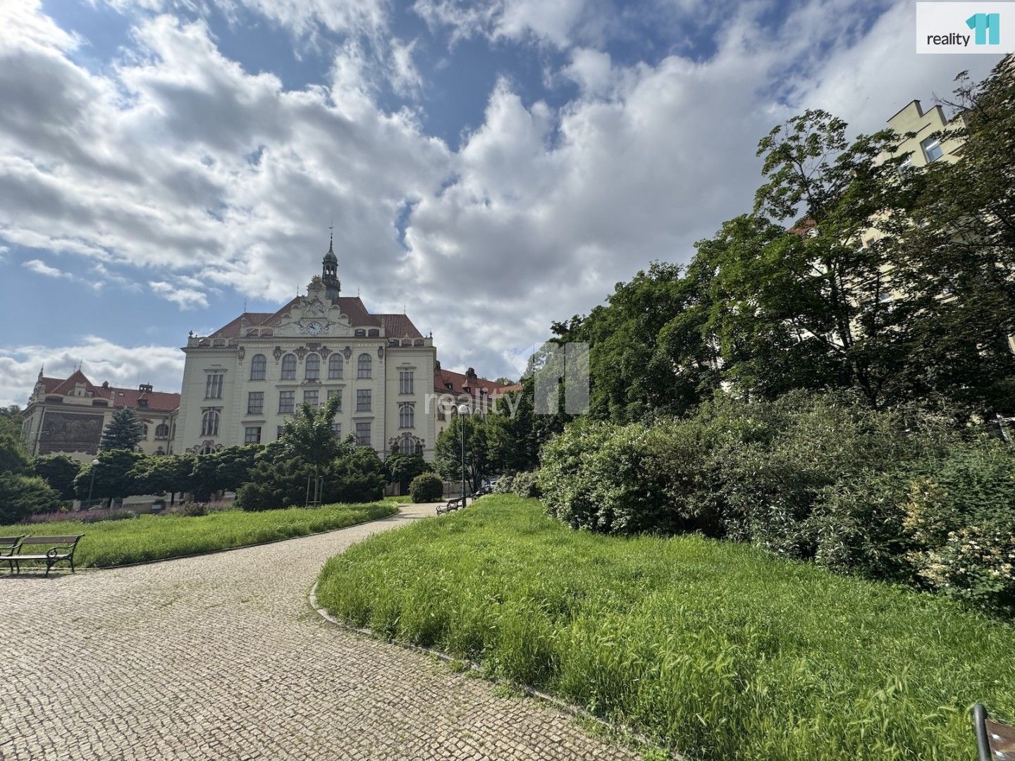 Pronájem bytu 3+kk 82 m² - foto 13