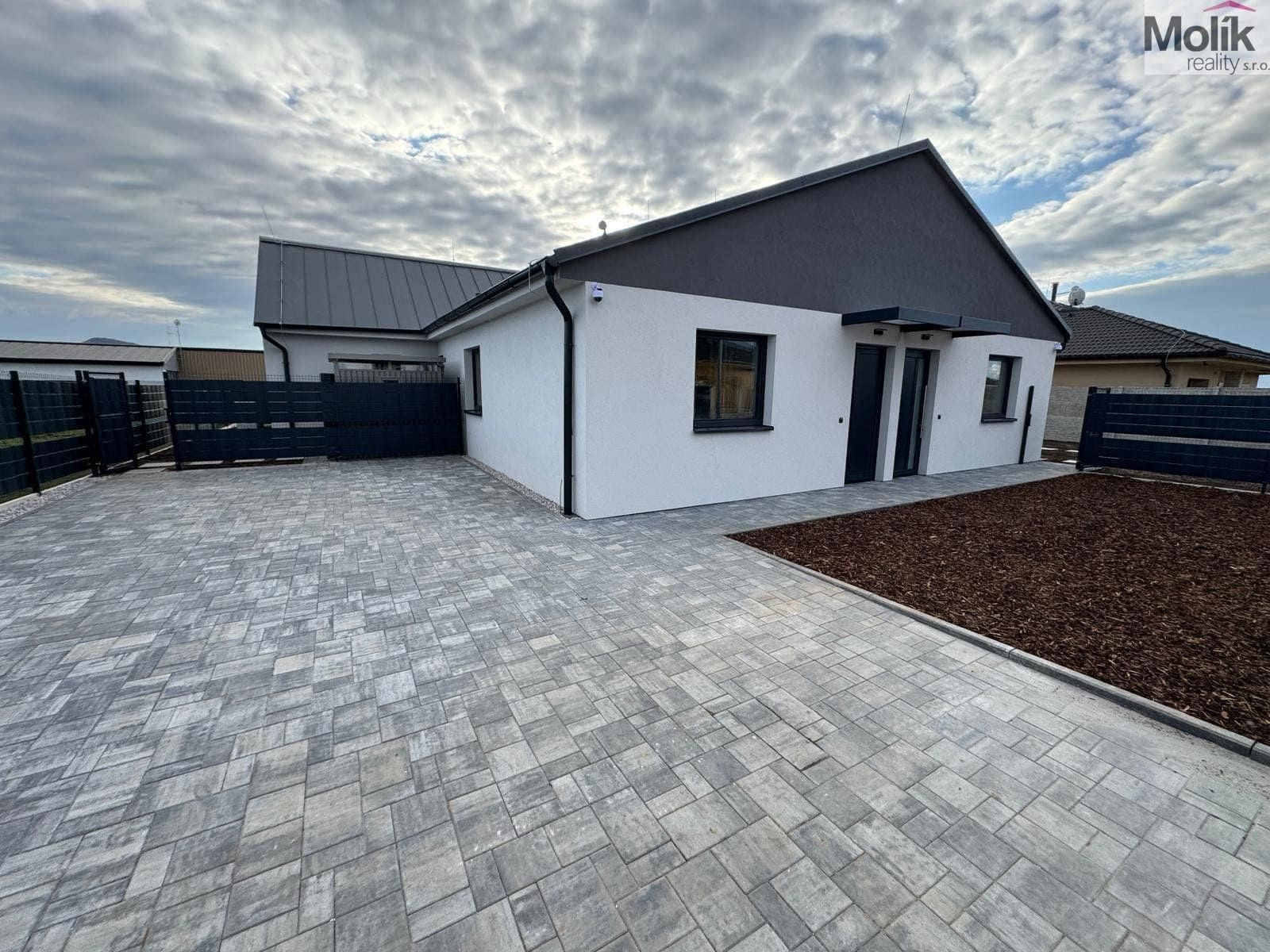 Pronájem bytu 4+kk 97 m² - foto 19