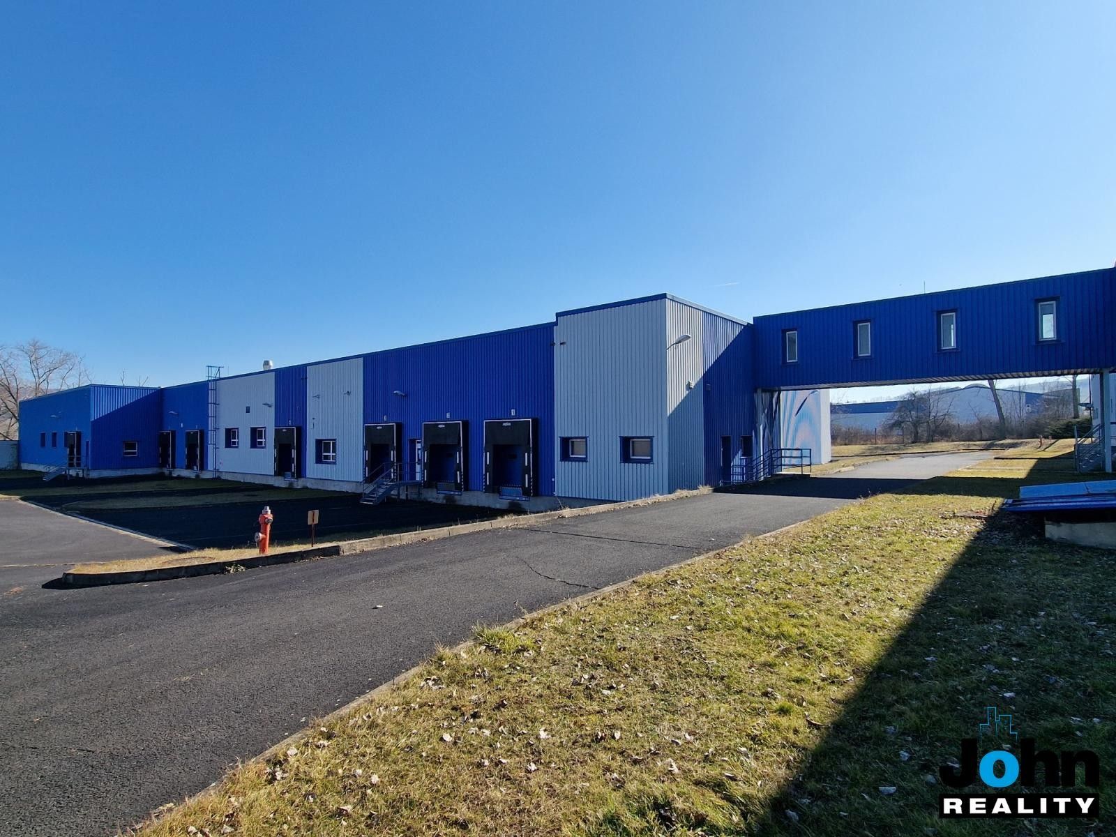 Pronájem komerčního prostoru 4750 m² - foto 6