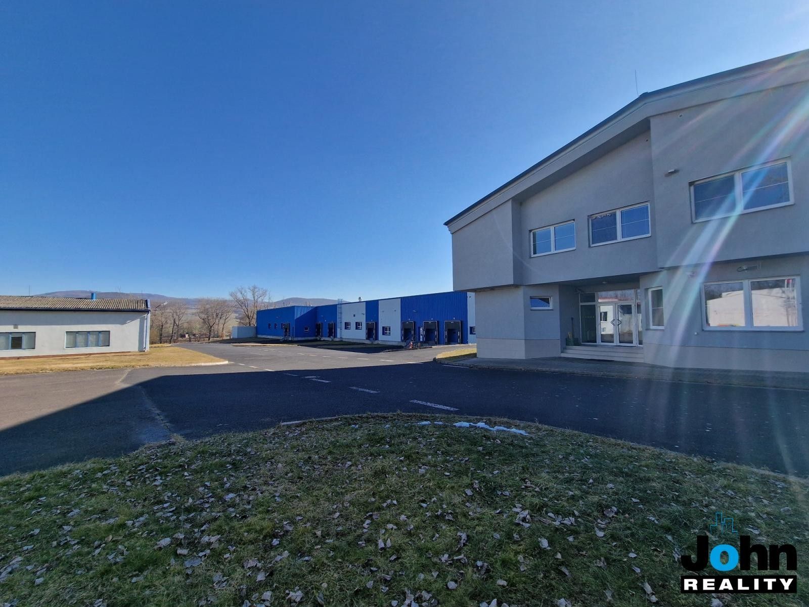 Pronájem komerčního prostoru 4750 m² - foto 8
