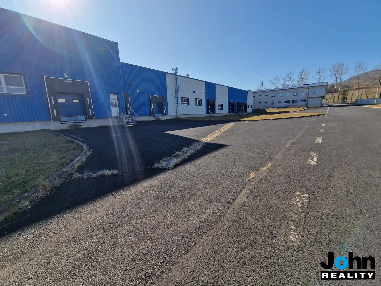 Pronájem komerčního prostoru 4750 m² - foto 7