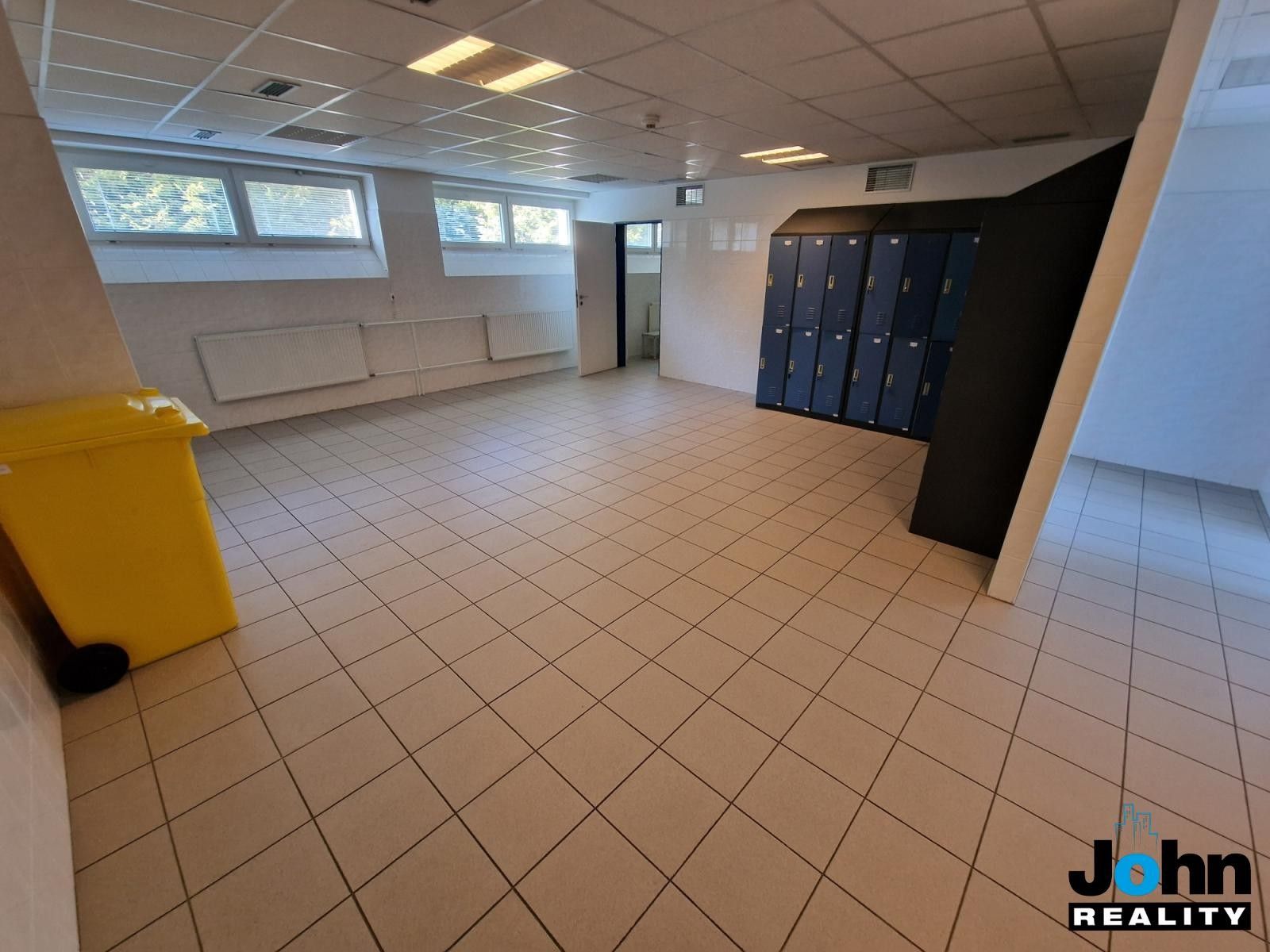 Pronájem komerčního prostoru 4750 m² - foto 14