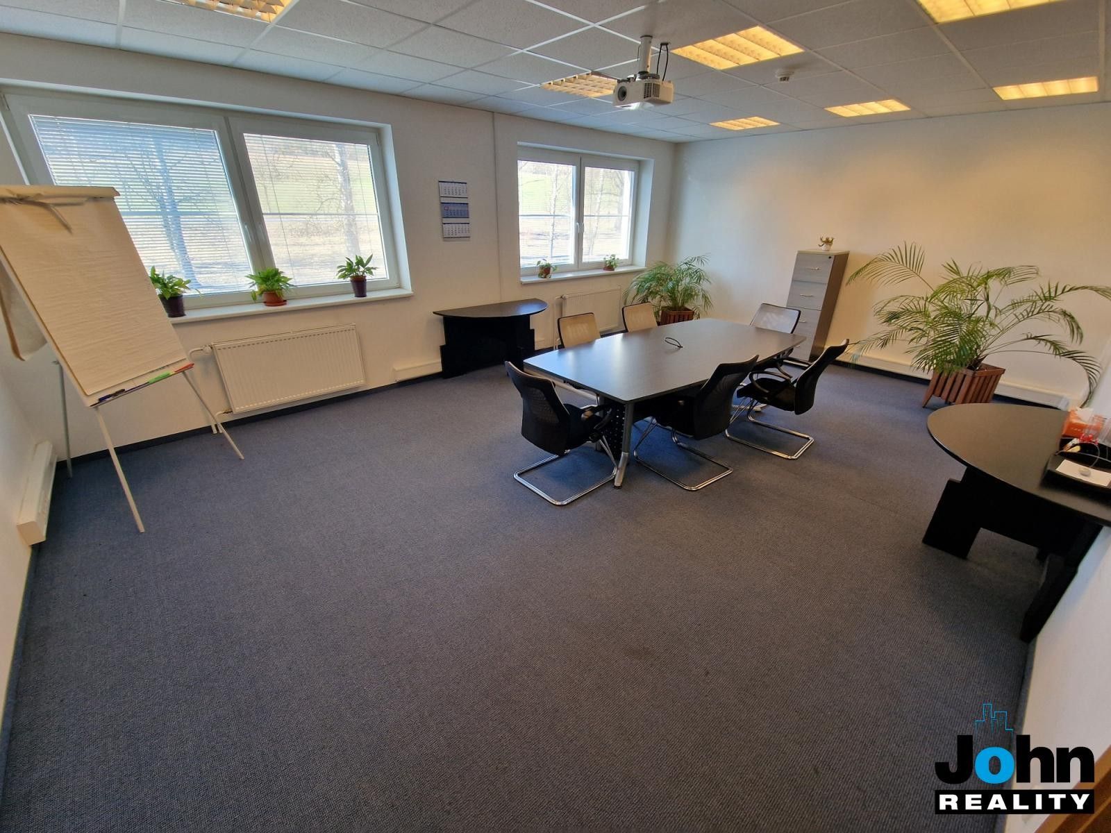 Pronájem komerčního prostoru 4750 m² - foto 9