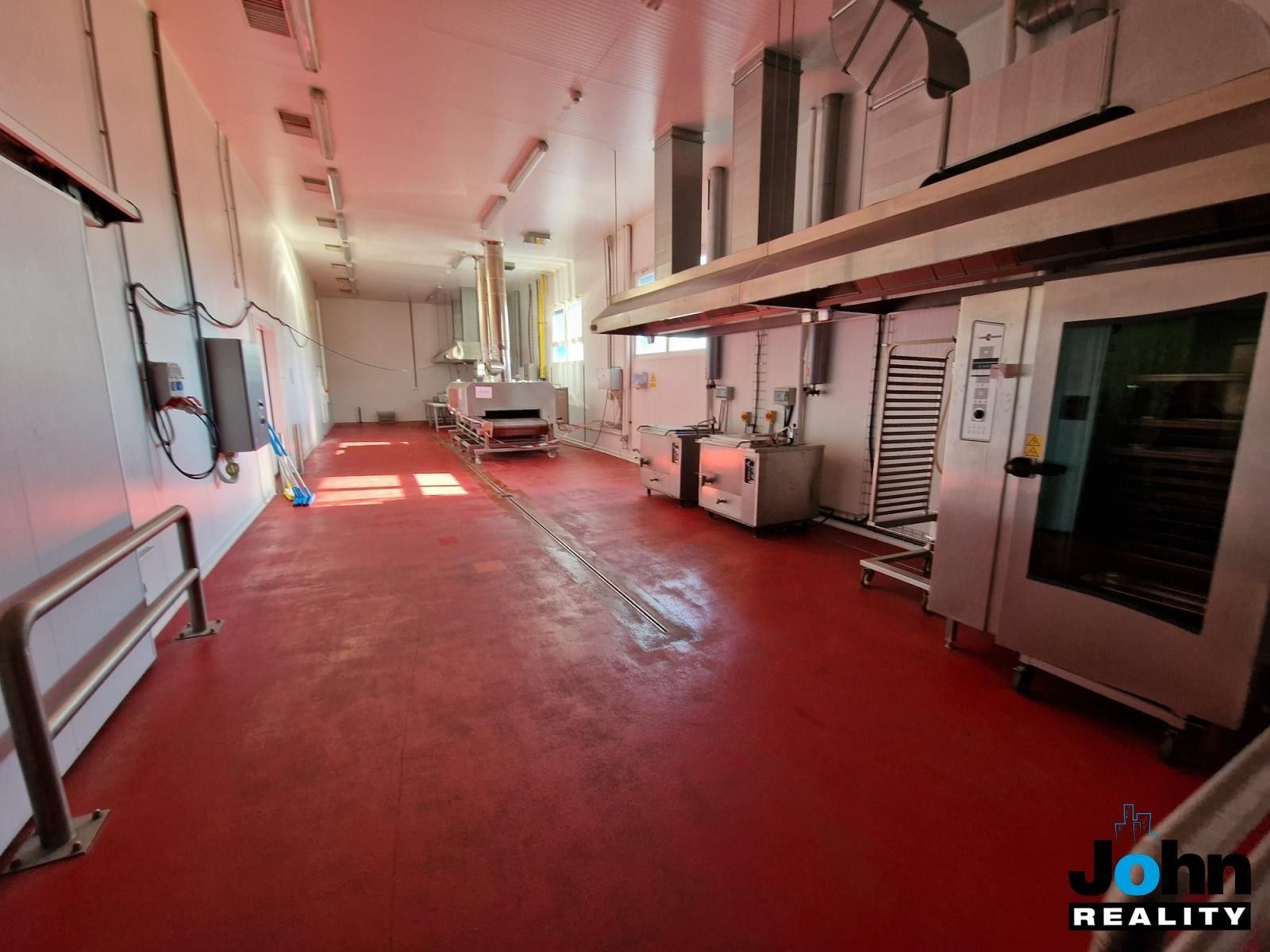 Pronájem komerčního prostoru 4750 m² - foto 27