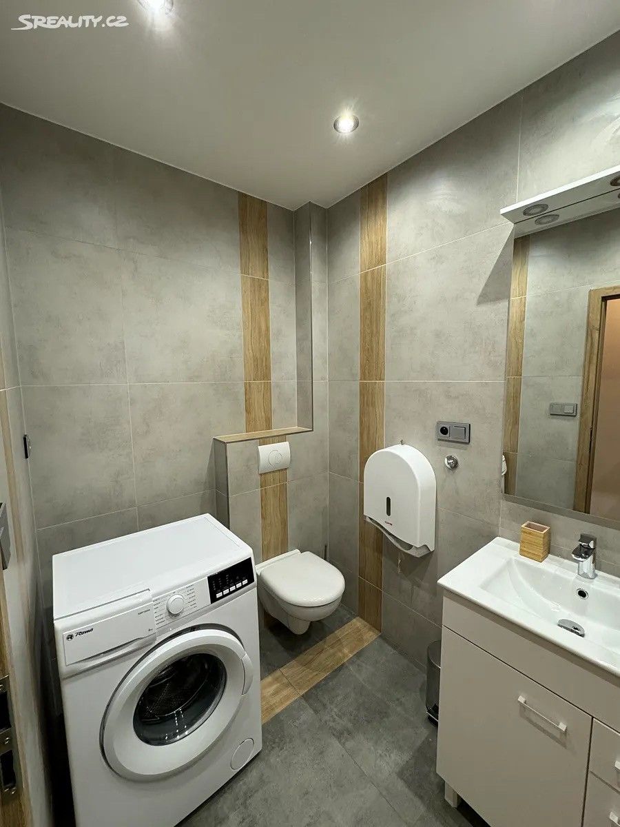 Pronájem bytu 1+kk 50 m² - foto 5