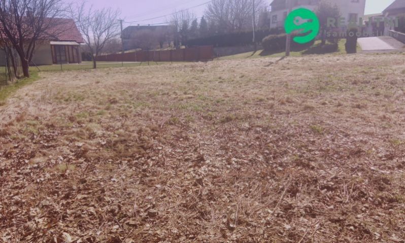 Prodej pozemku 755 m² - foto 2
