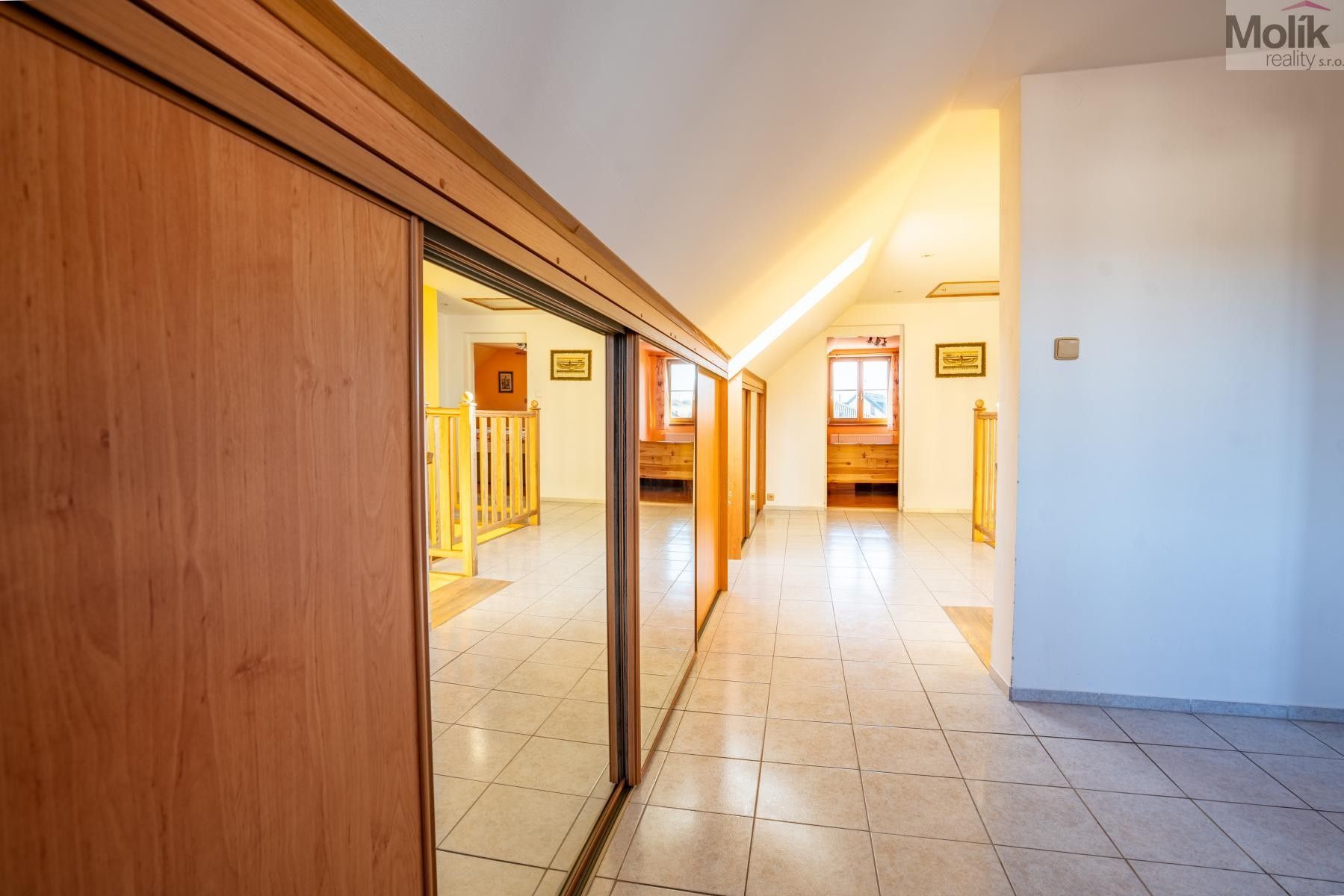 Prodej domu 200 m² - foto 17