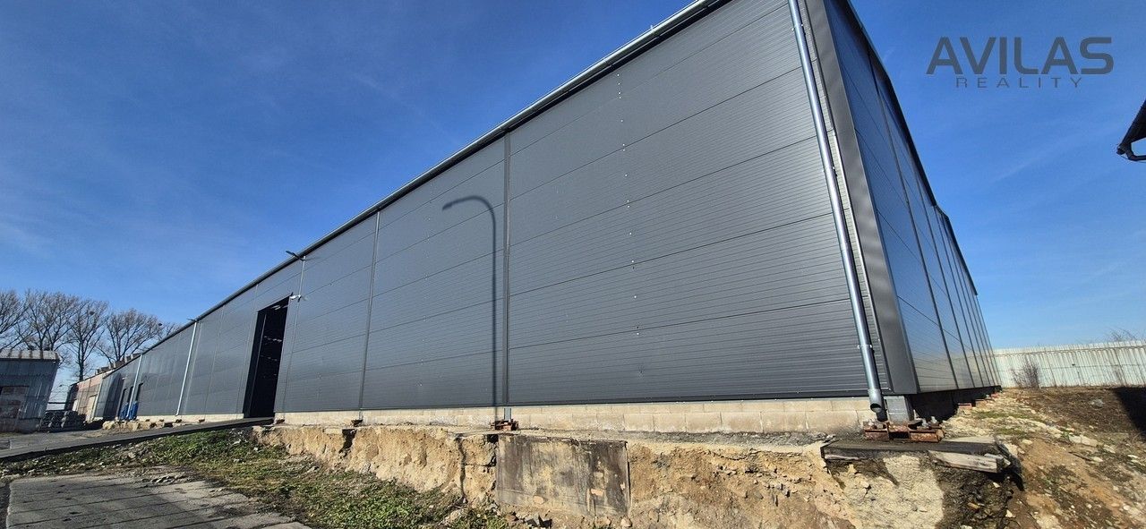Pronájem komerčního prostoru 1200 m² - foto 5