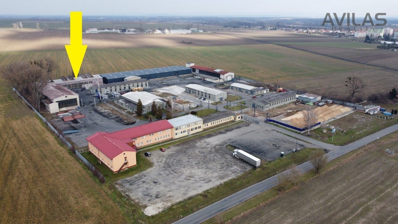 Pronájem komerčního prostoru 1200 m² - foto 19