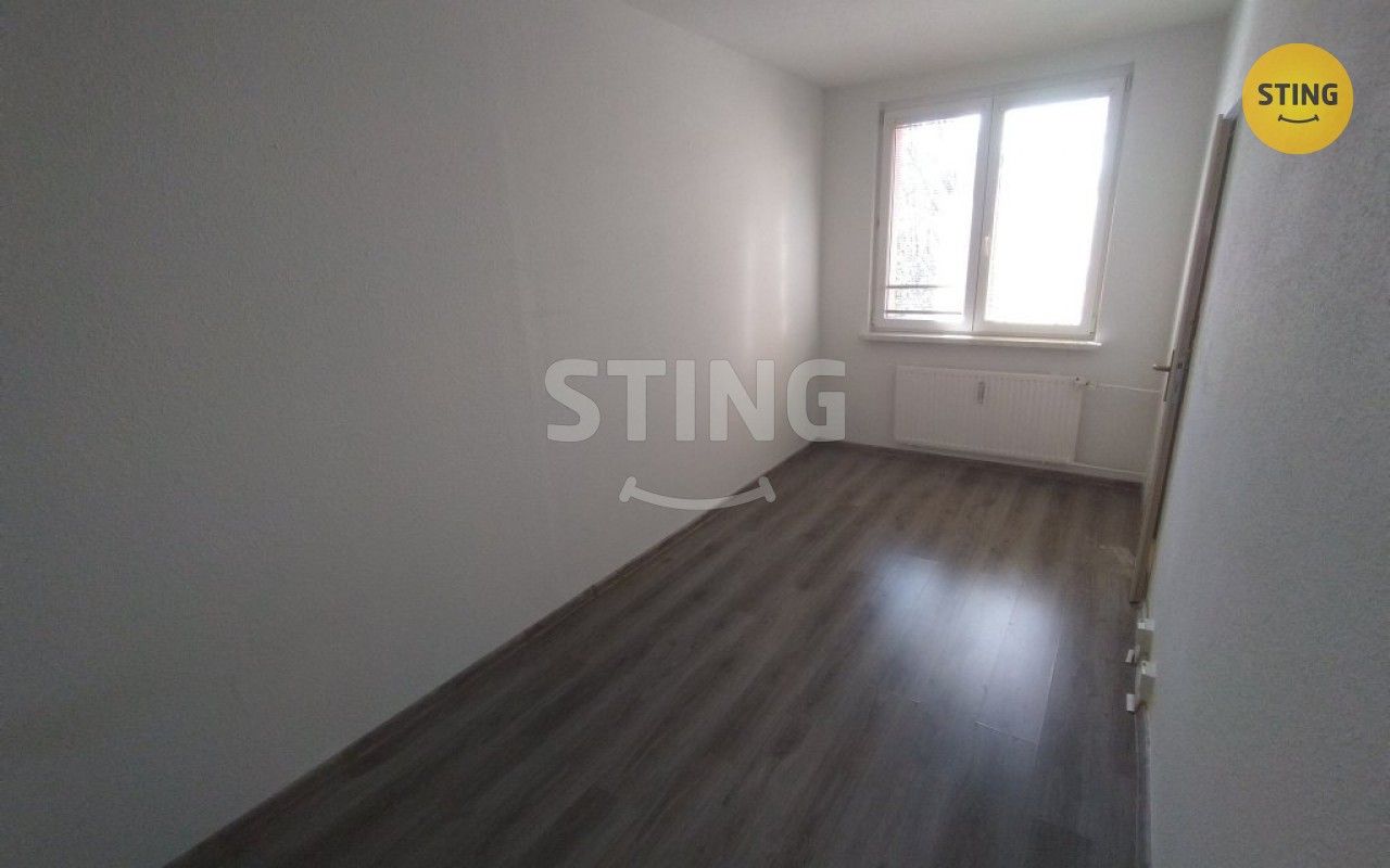 Pronájem bytu 2+1 44 m² - foto 8