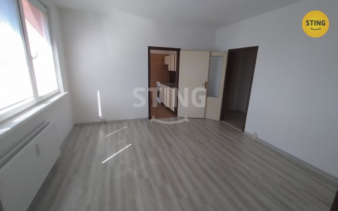 Pronájem bytu 2+1 44 m² - foto 2