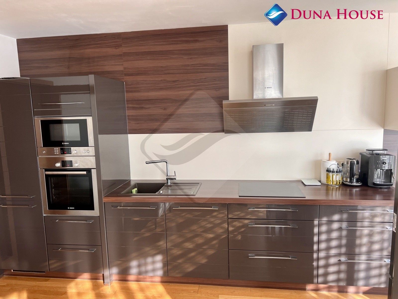 Prodej bytu 1+kk 54 m² - foto 3