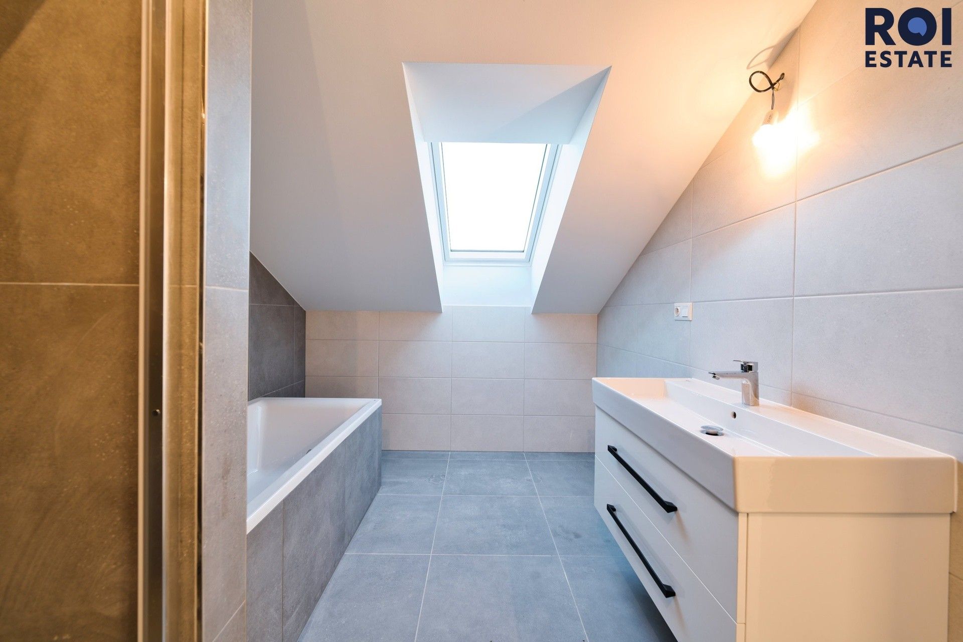 Prodej nemovitosti 167 m² - foto 8