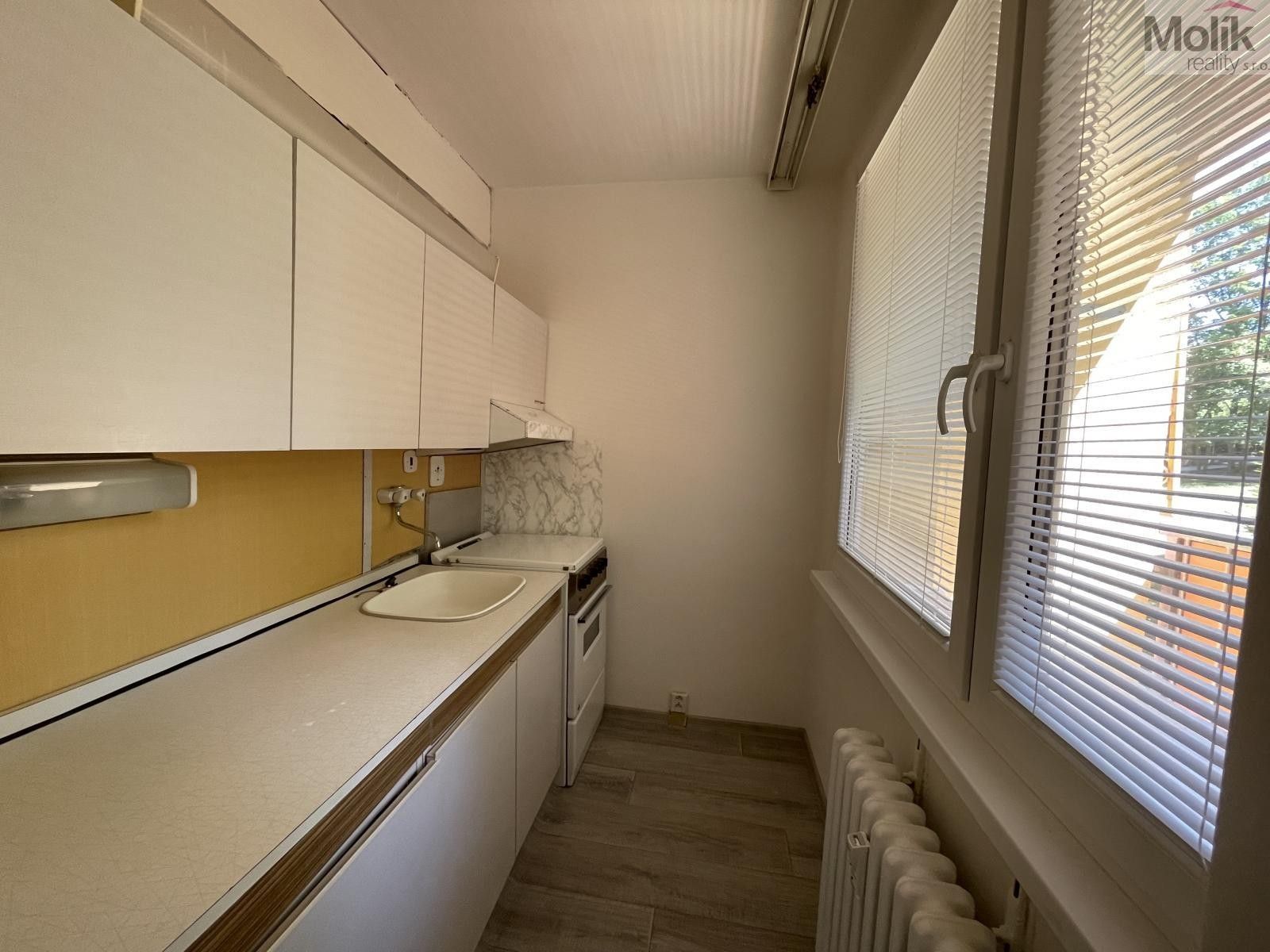 Pronájem bytu 1+kk 27 m² - foto 3