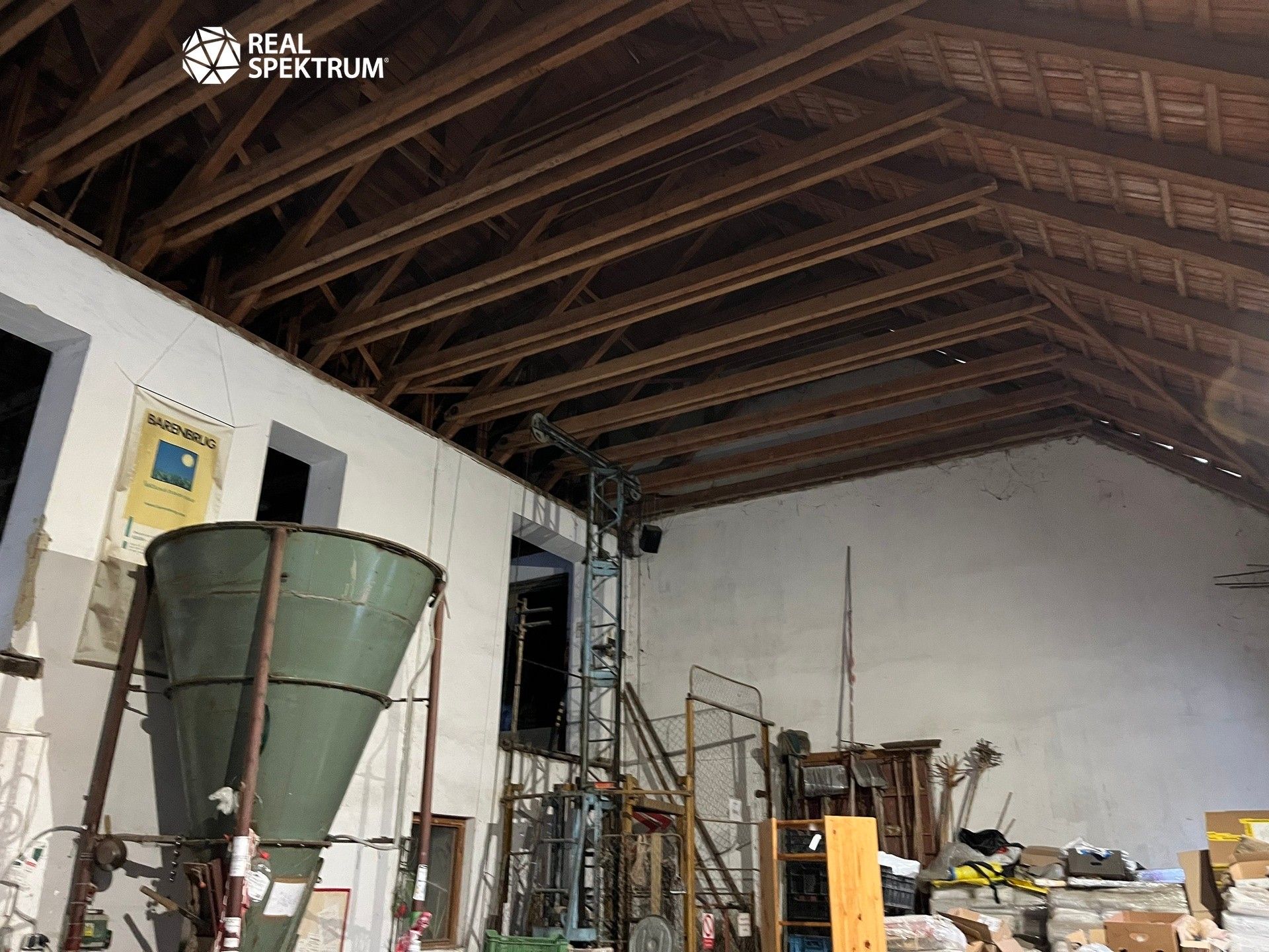 Pronájem komerčního prostoru 644 m² - foto 12