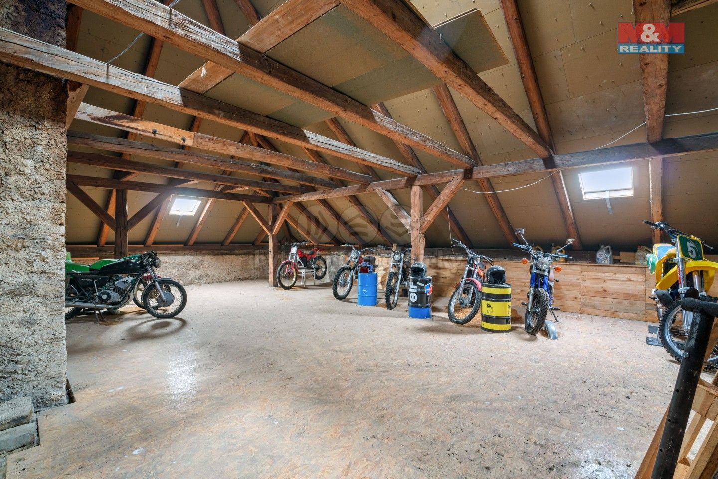 Prodej komerčního prostoru 580 m² - foto 8