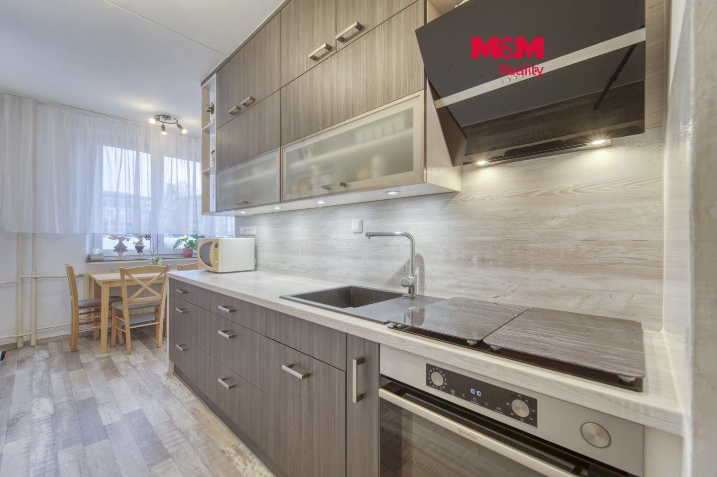 Pronájem bytu 3+1 80 m² - foto 1