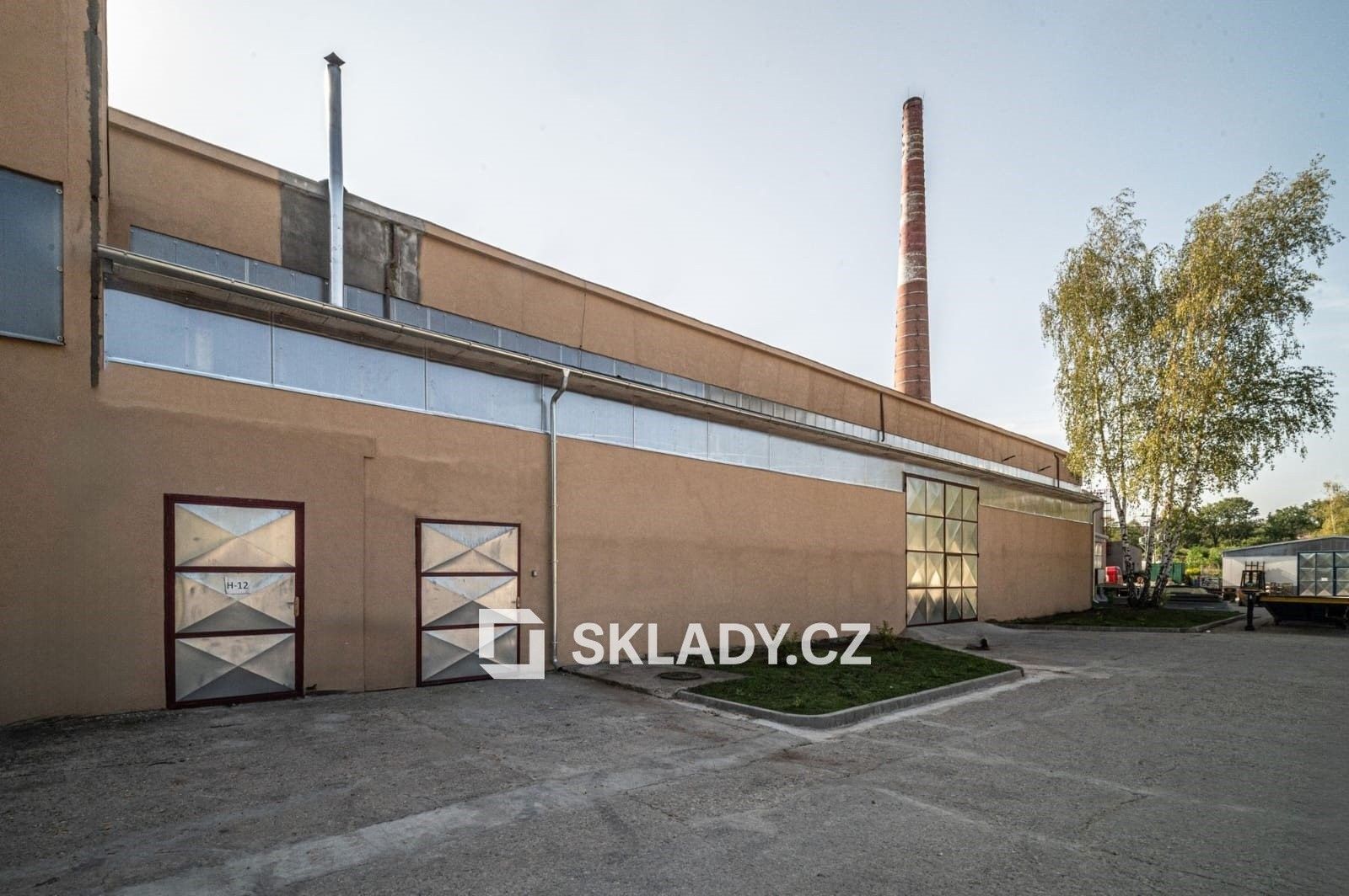 Pronájem komerčního prostoru 1500 m² - foto 12