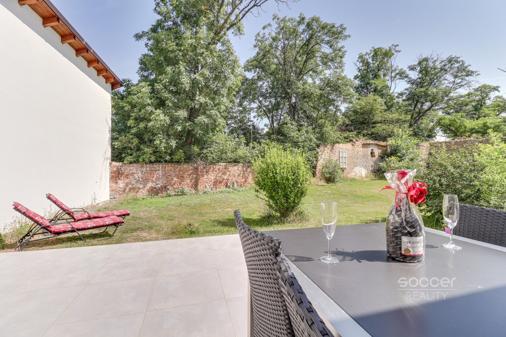 Pronájem bytu 1+kk 37 m² - foto 1