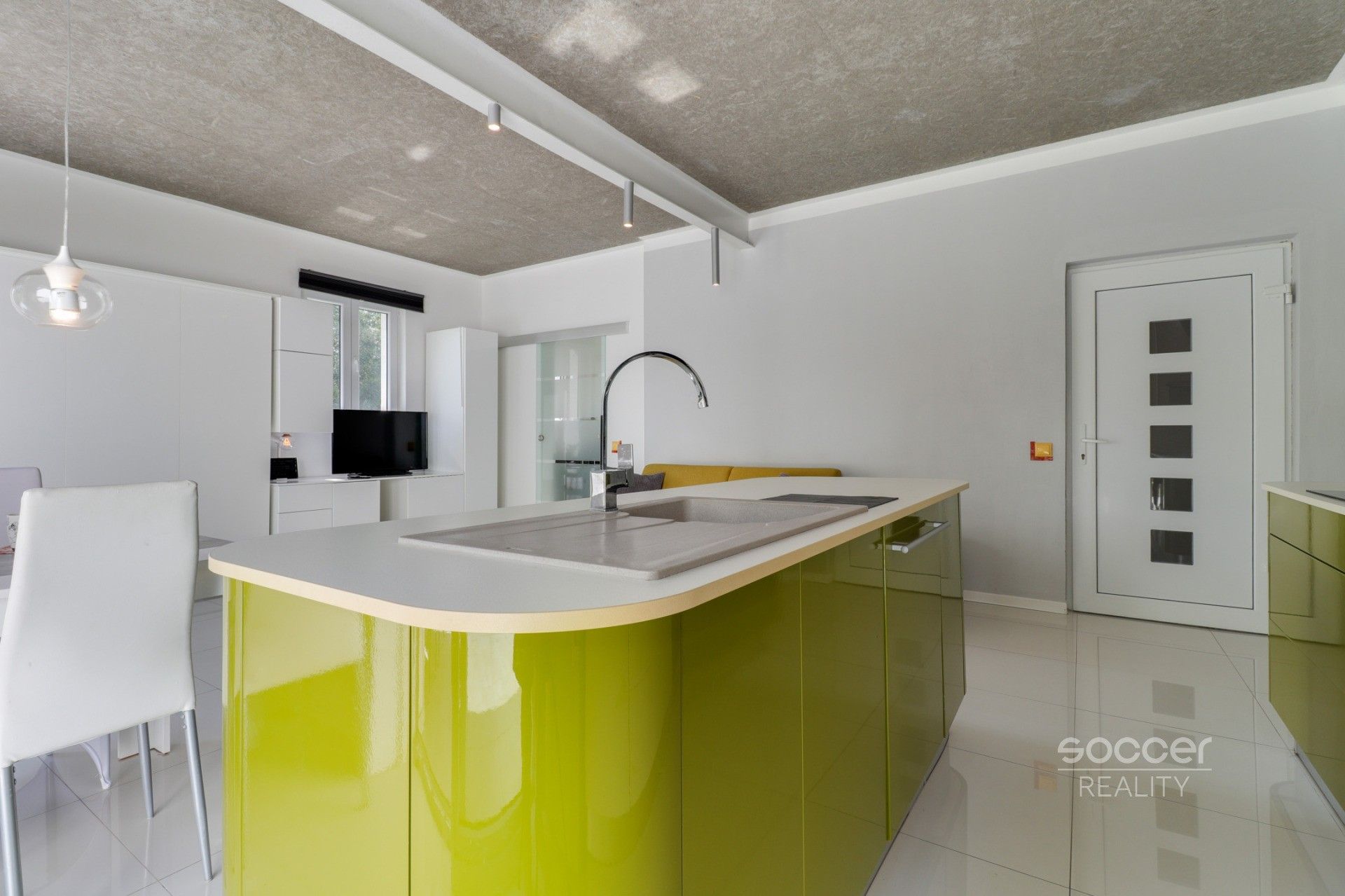 Pronájem bytu 1+kk 37 m² - foto 13