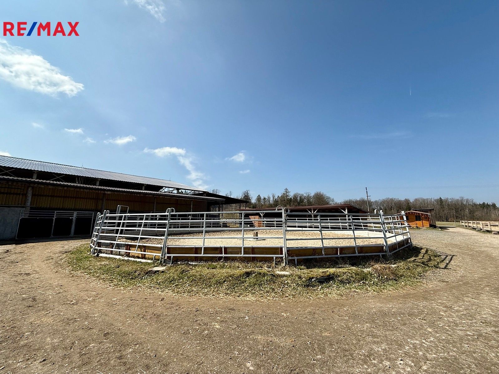 Prodej komerčního prostoru 1 m² - foto 12