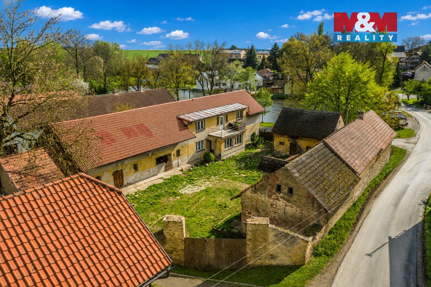 Prodej domu 188 m² - foto 2