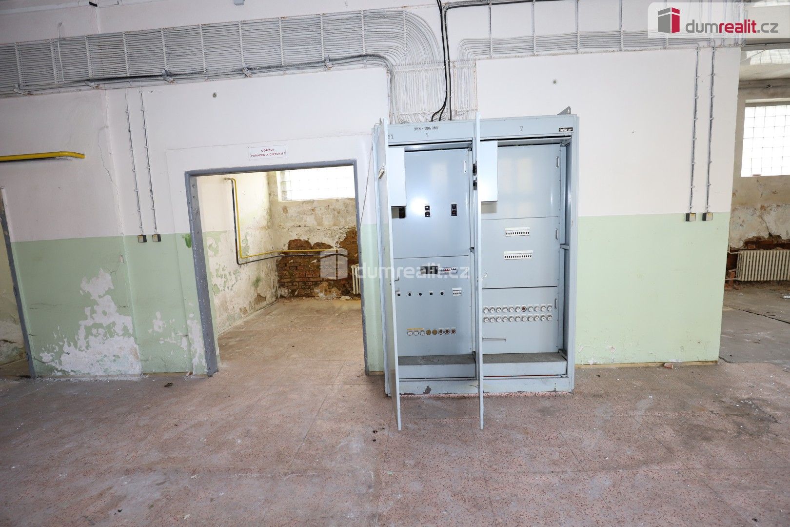 Prodej nemovitosti 1600 m² - foto 14