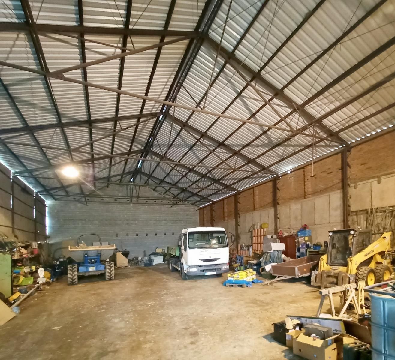 Pronájem komerčního prostoru 350 m² - foto 1
