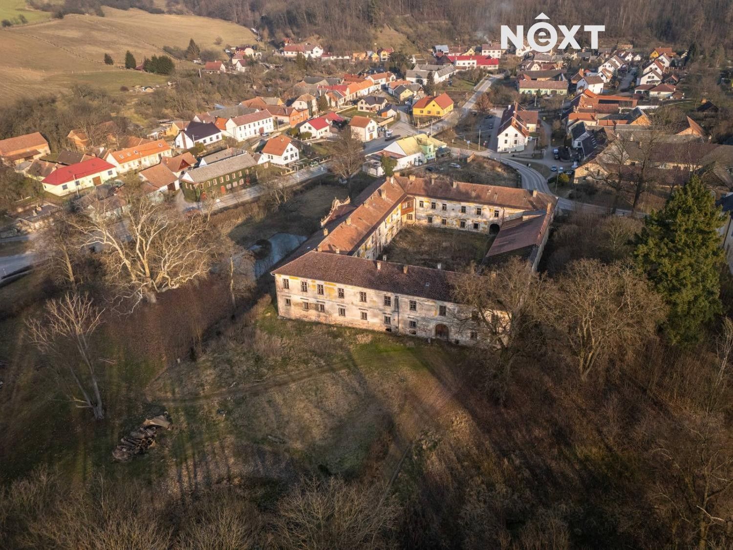 Prodej nemovitosti 28378 m² - foto 3