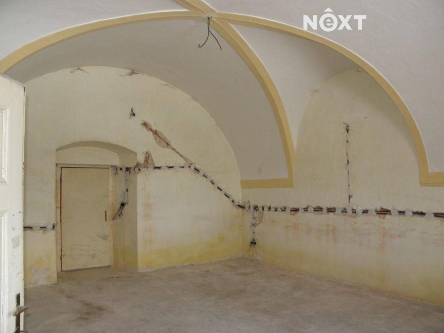 Prodej nemovitosti 28378 m² - foto 14