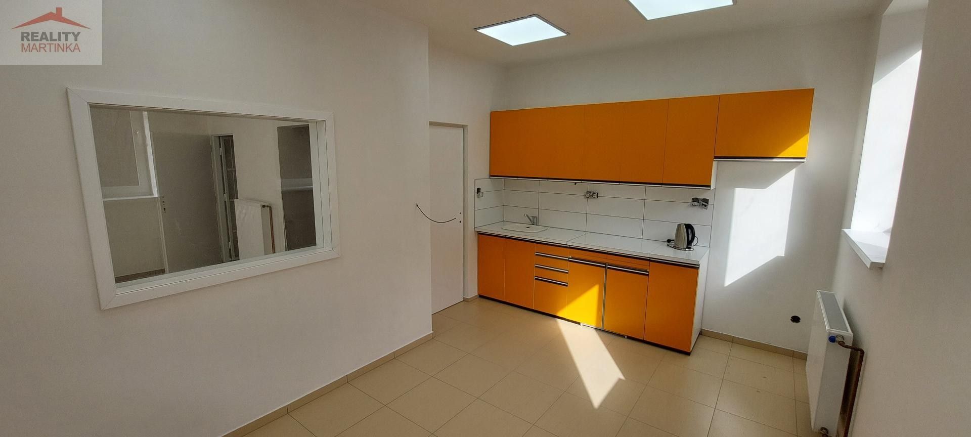 Pronájem komerčního prostoru 147 m² - foto 6