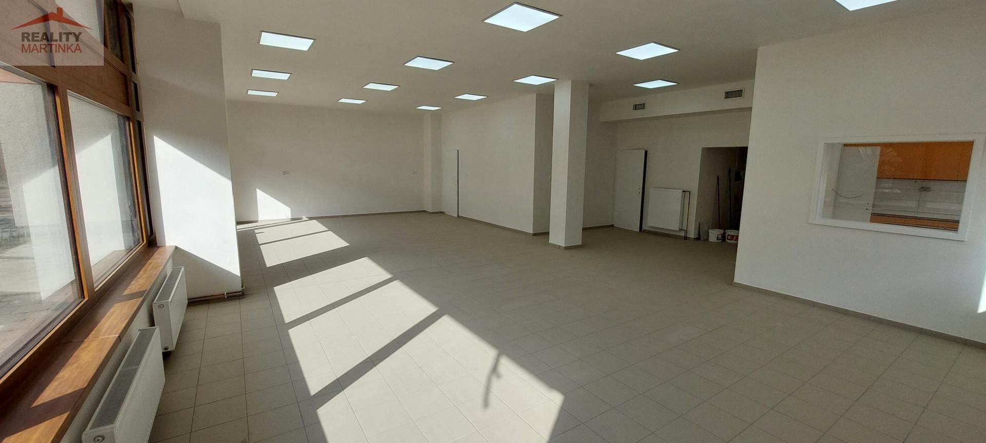Pronájem komerčního prostoru 147 m² - foto 13