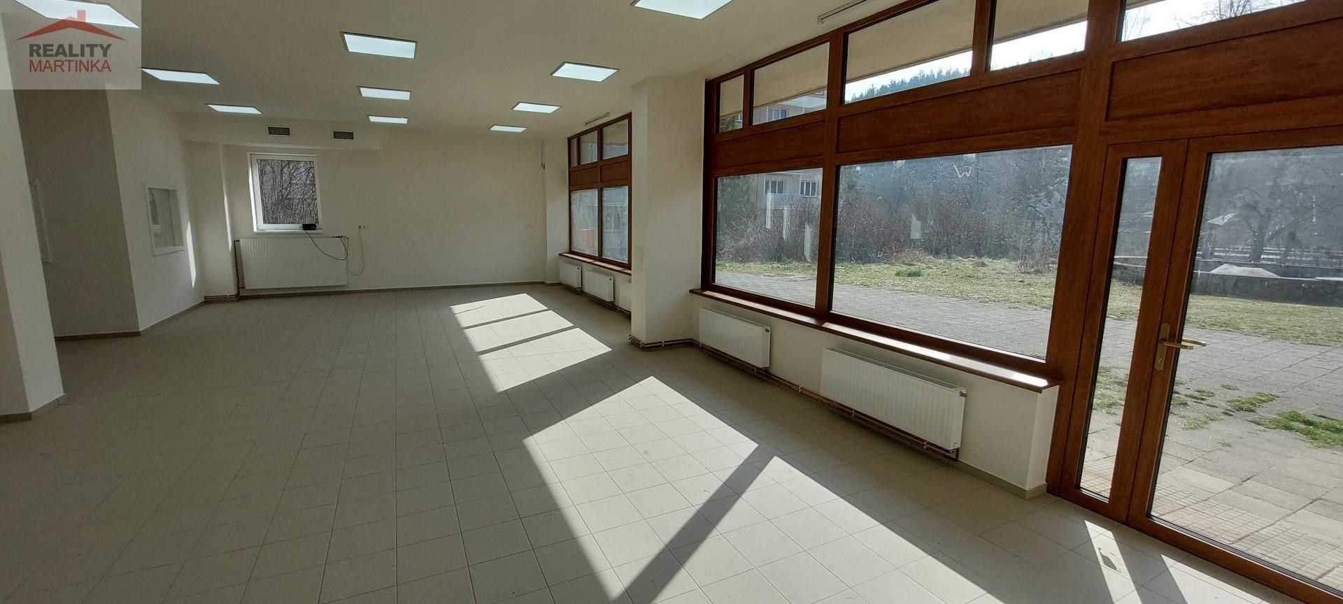 Pronájem komerčního prostoru 147 m² - foto 10