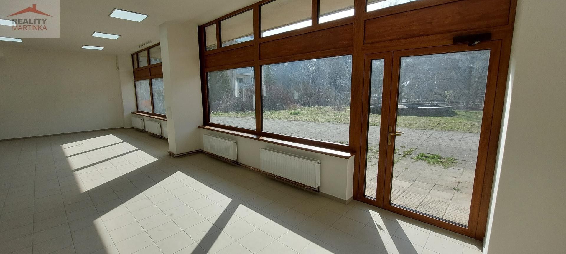 Pronájem komerčního prostoru 147 m² - foto 19