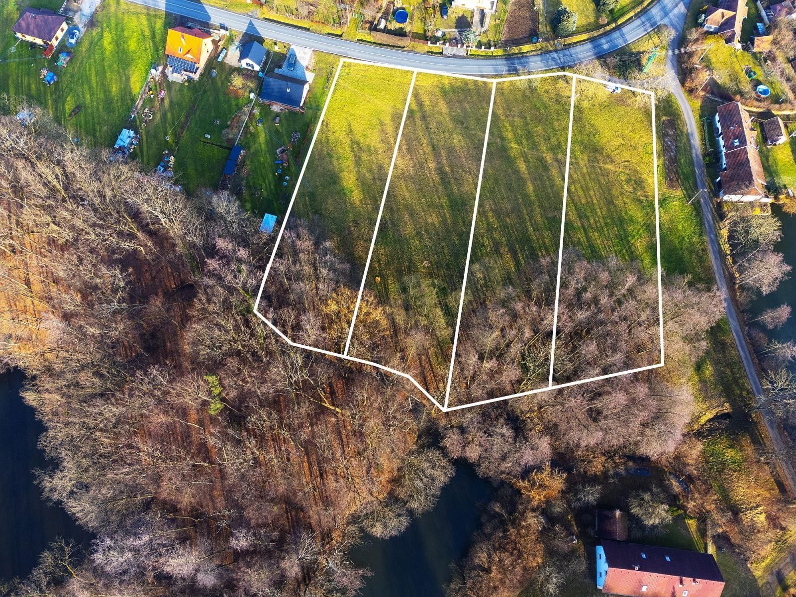 Prodej pozemku 2439 m² - foto 4