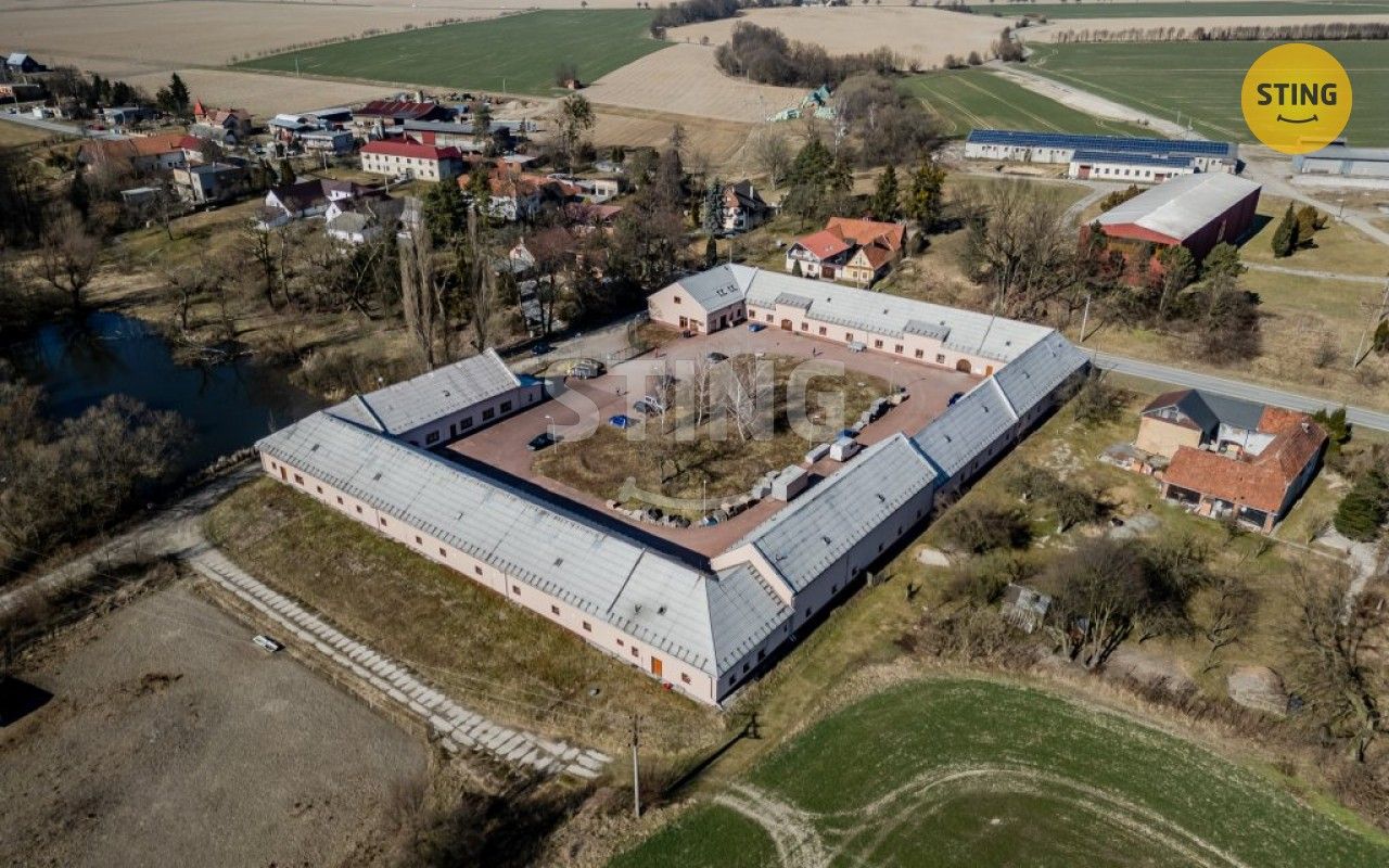 Prodej komerčního prostoru 2880 m² - foto 4