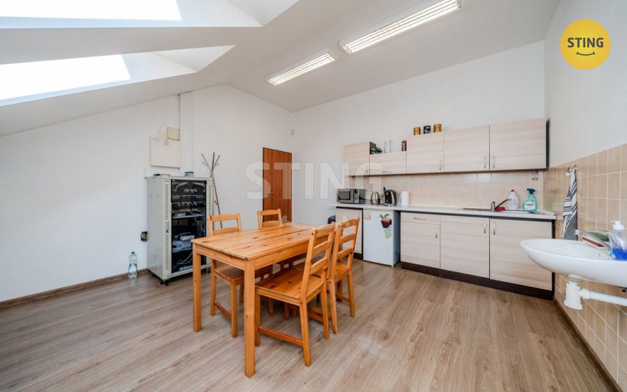 Prodej komerčního prostoru 2880 m² - foto 15
