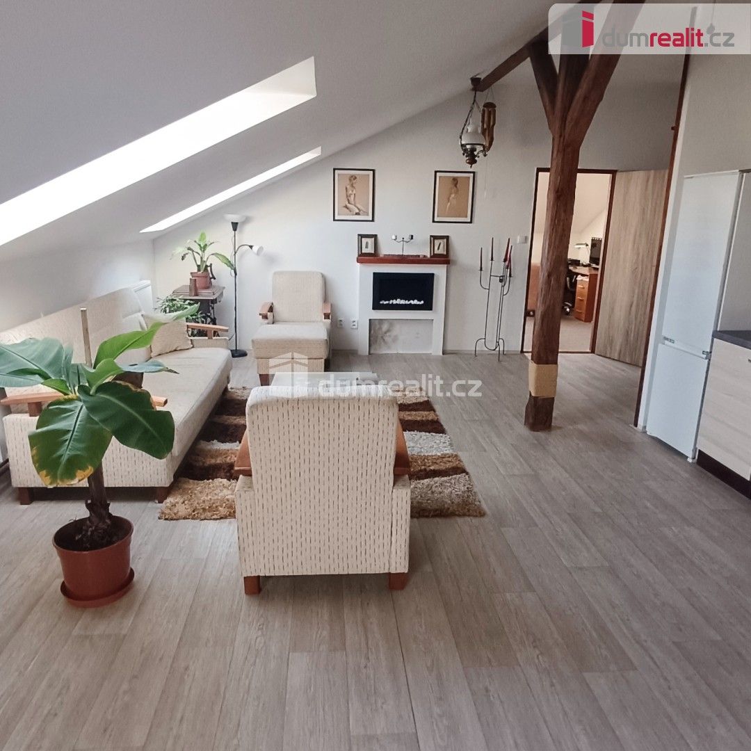 Prodej bytu 2+kk 93 m² - foto 4