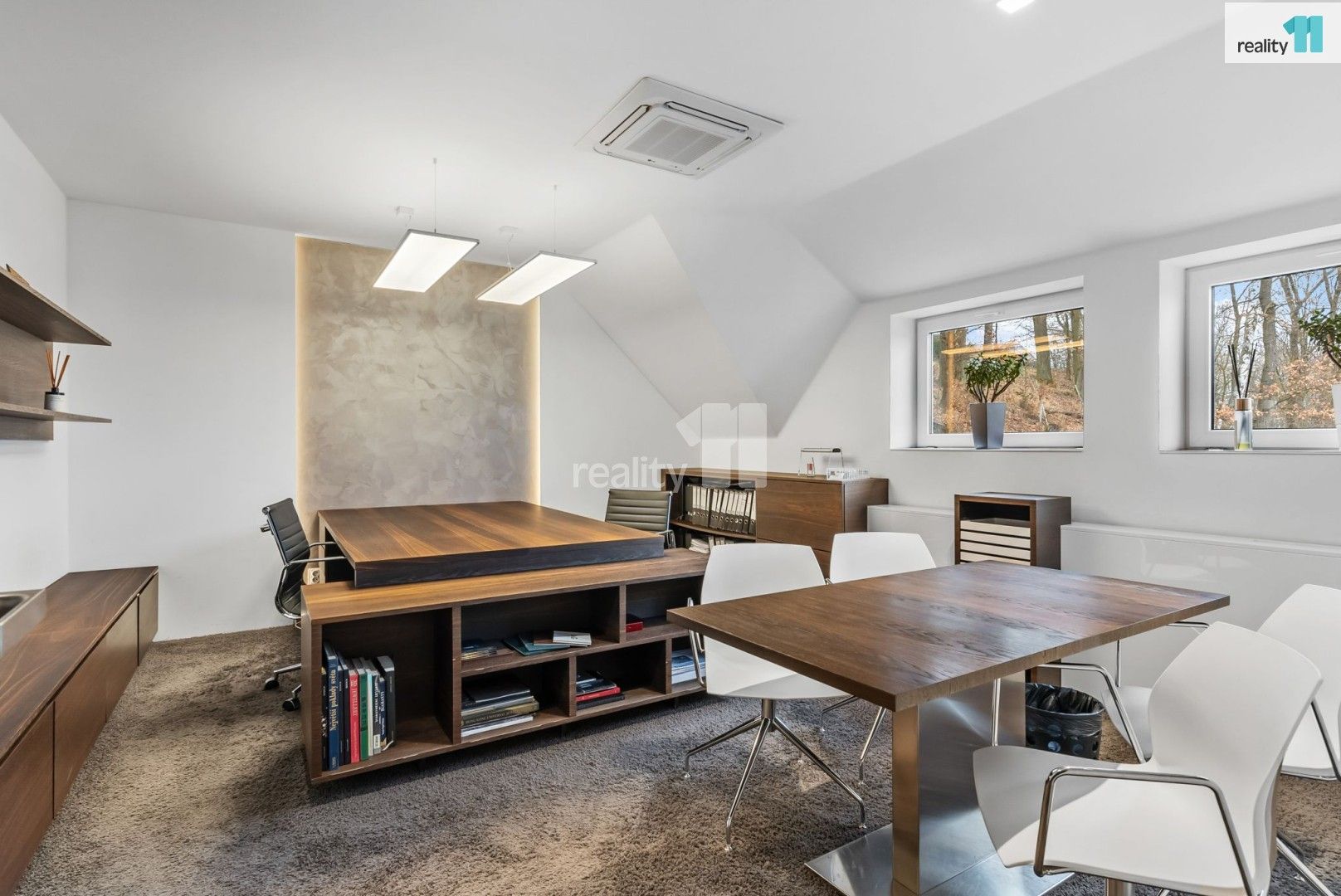 Prodej komerčního prostoru 377 m² - foto 5